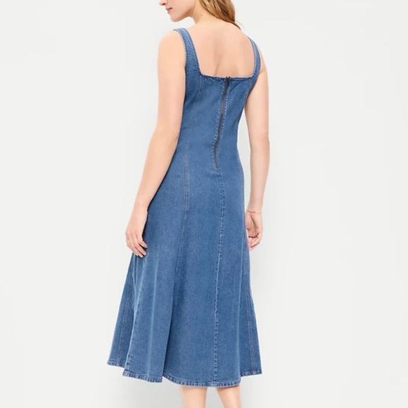 Old navy Fit & Flare Sleeveless Denim Midi Dress size M - Picture 2 of 9
